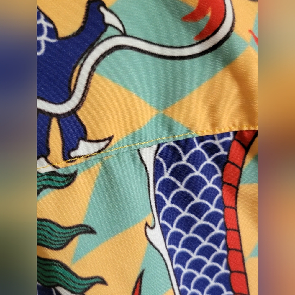 Men's Negative Space Sz Small Bold Dragon Print Casual Shirt LIKE NEW - Picture 10 of 10